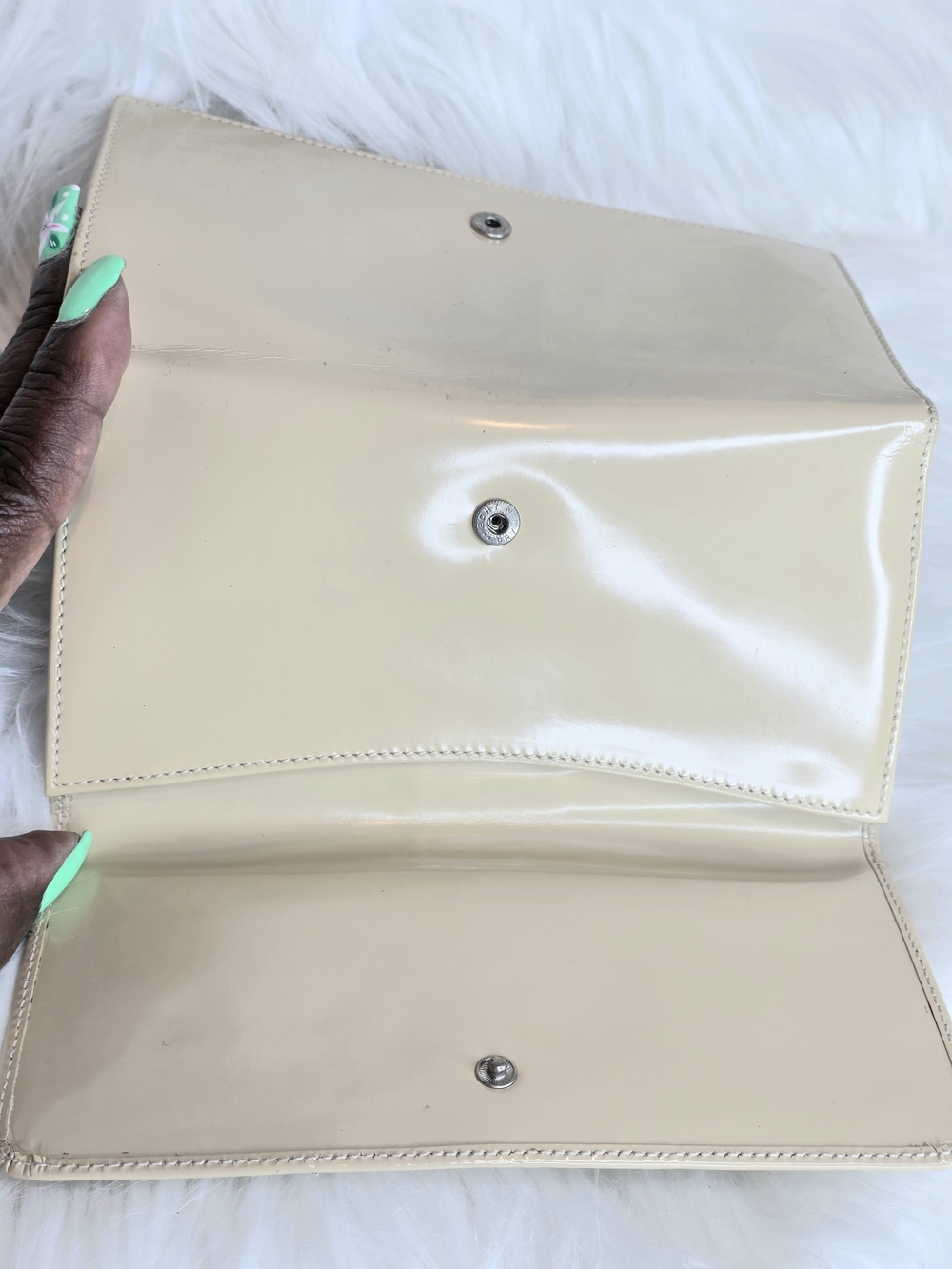 Gucci GG Wallet Interlocking Glossy/Patent Leather Slim Continental - Cream - Picture 13 of 15